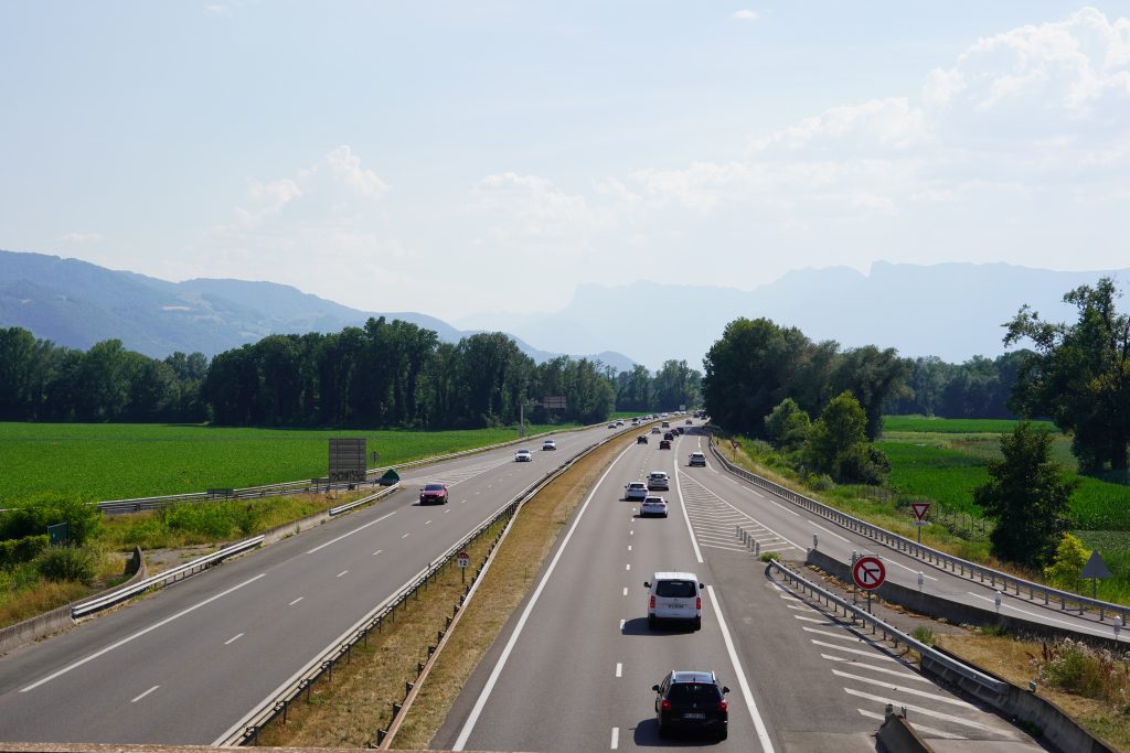 L'A41 sud vue depuis le diffuseur n°24c (pont des Glières à Bernin), au point de départ du projet de VRTC en direction de Grenoble.